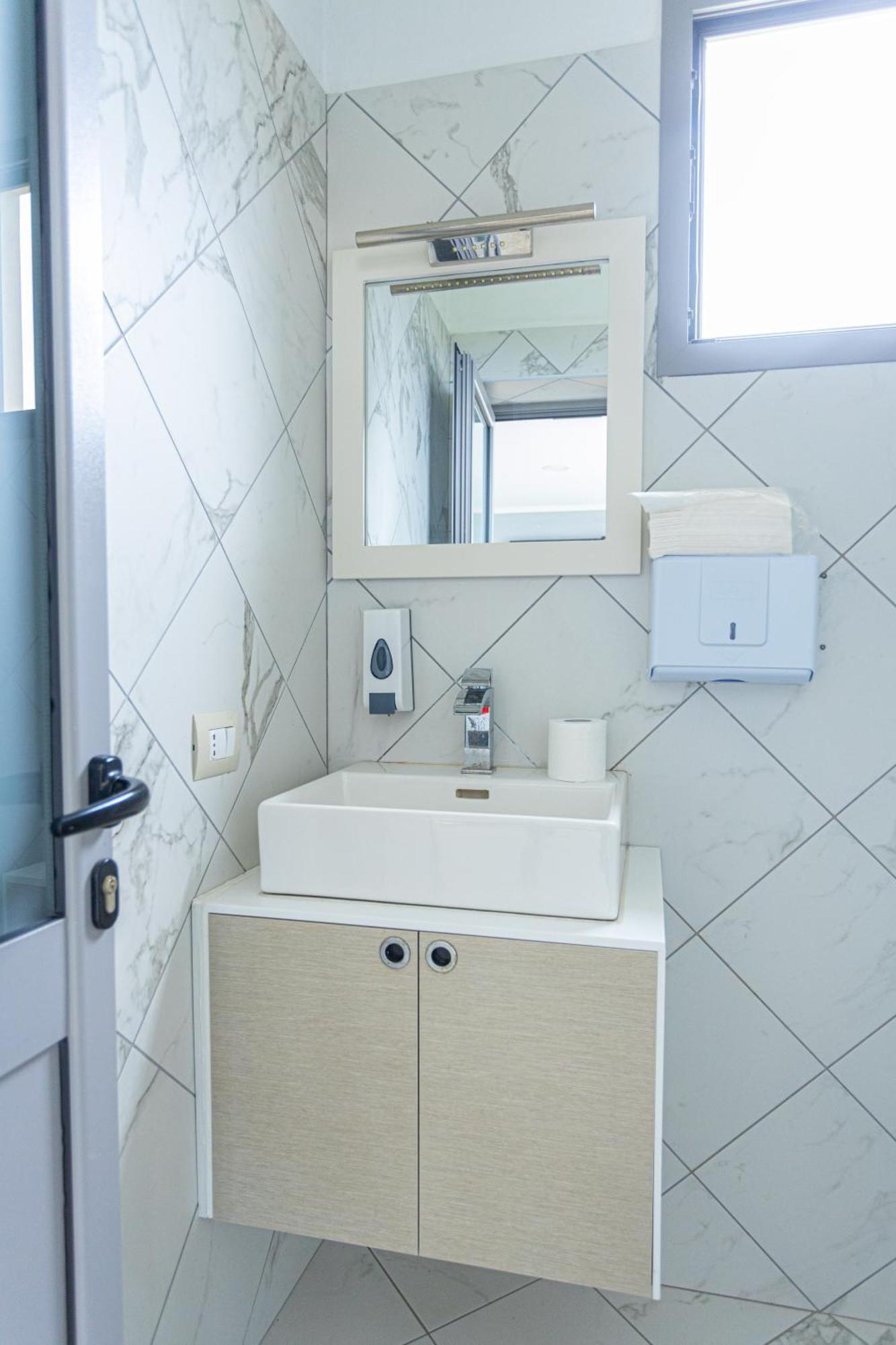 Hotel Olti Wlora Zewnętrze zdjęcie